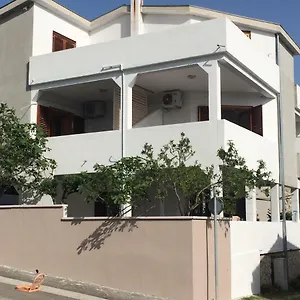 Rubis Apartman Rovanjska